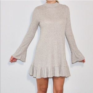 Express flounce dress💃🏽